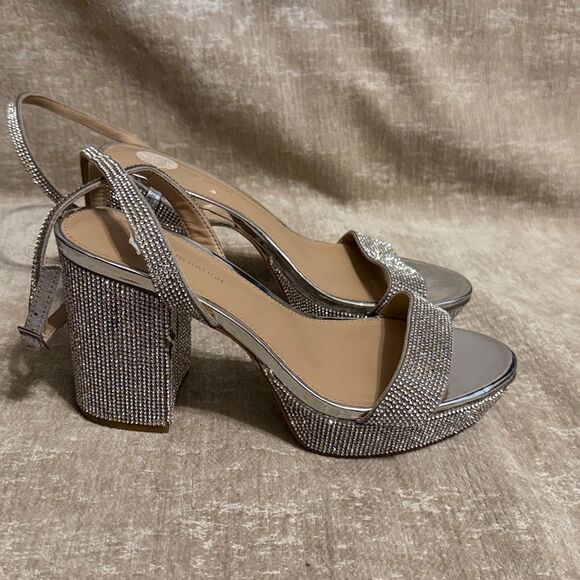 BCBGeneration Shimmering Silver Block Heels - Picture 4 of 13